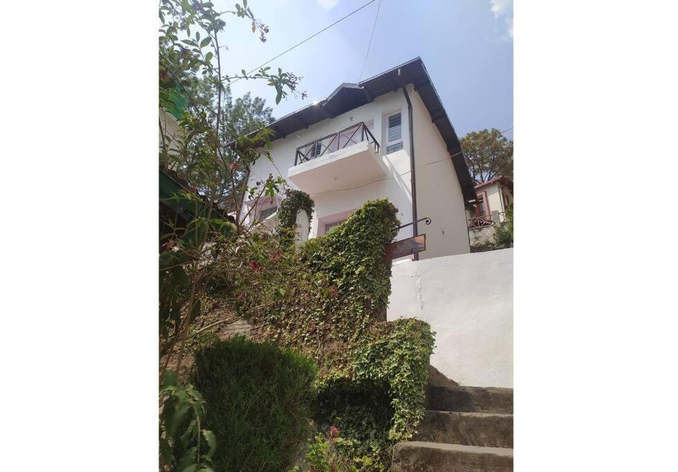 Whistling Thrush Cottage, Bhimtal Nainital Exterior photo